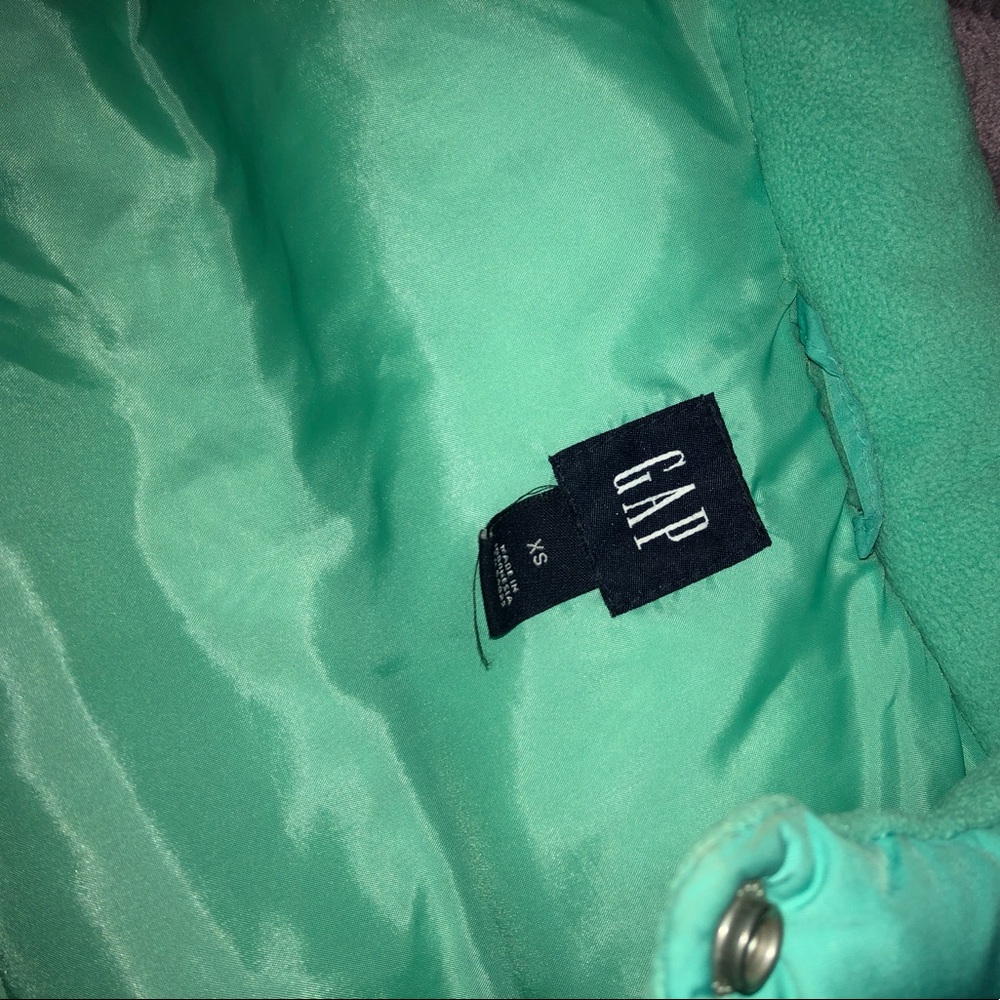 MINT GREEN VEST - Picture 3 of 3
